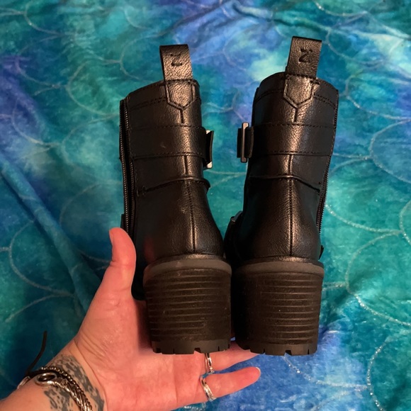 Booties - Picture 5 of 8